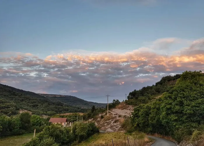 Bideartean, Caserío Vasco, Recién Reformado *